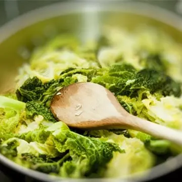 Calorie Savoy cabbage, boiled, no salt. Chemical composition and nutritional value.