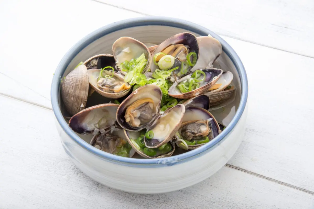 Calories Trumpeter, steamed shellfish. Chemical composition and nutritional value.