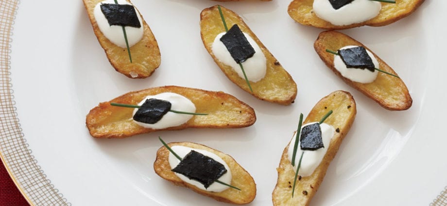 Canape recipe with pressed caviar. Calorie, chemical composition and nutritional value.