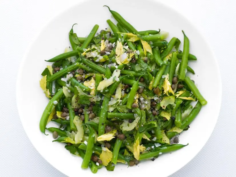 Celery recipe with green beans. Calorie, chemical composition and nutritional value.