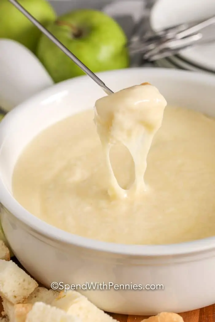 Cheese fondue: how to make it without fondue