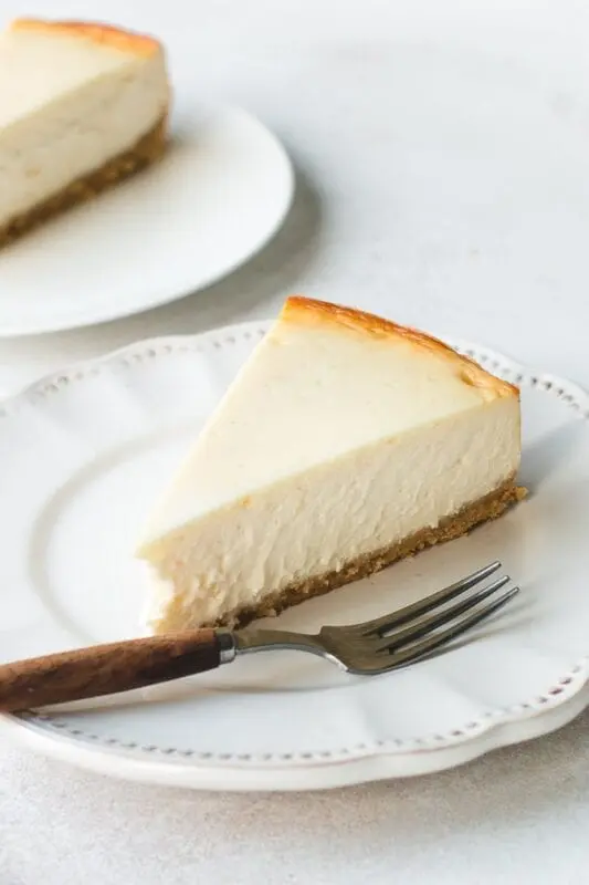 Cheesecake recipe (made from yeast dough). Calorie, chemical composition and nutritional value.