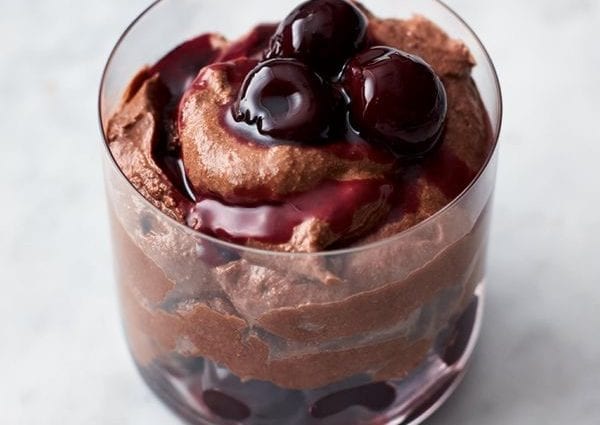 Cherry mousse recipe. Calorie, chemical composition and nutritional value.