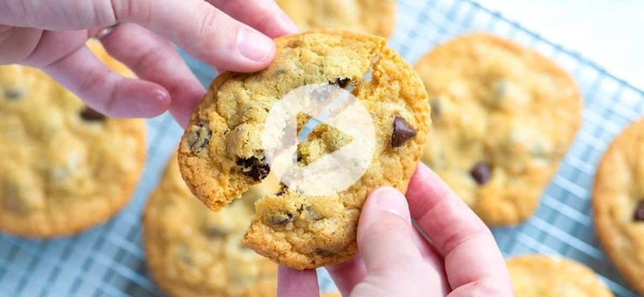 Chocolate chip cookie recipe video