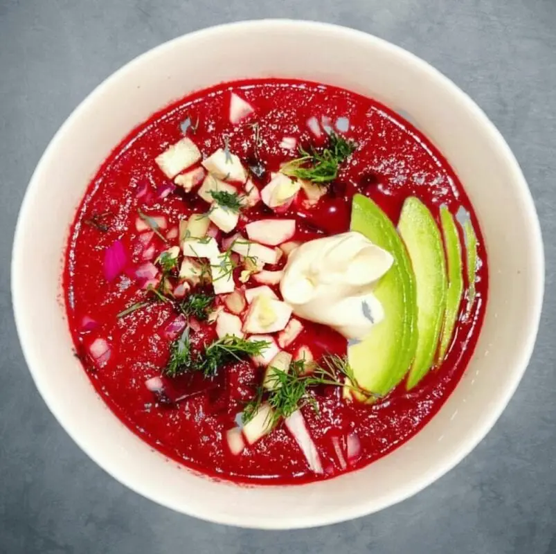 Cold borscht recipe. Calorie, chemical composition and nutritional value.