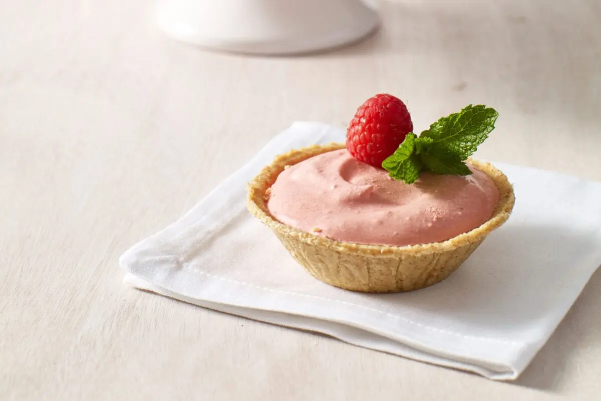 Cranberry mousse recipe. Calorie, chemical composition and nutritional value.