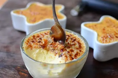 Creme brulee ice cream