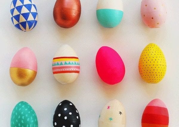 Påske: hvordan man maler æg med løgskind