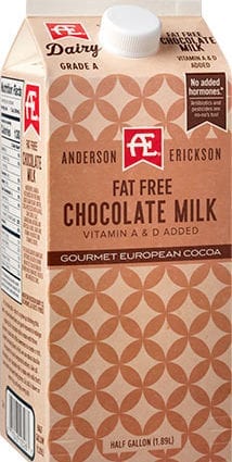 Fat-free chocolate milk drink with added calcium