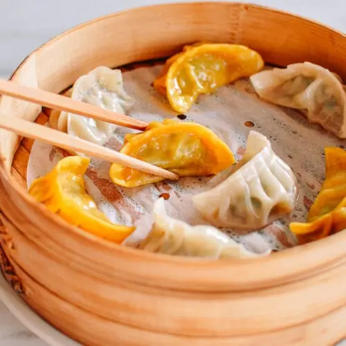 How to cook dumplings with cabbage and mushrooms