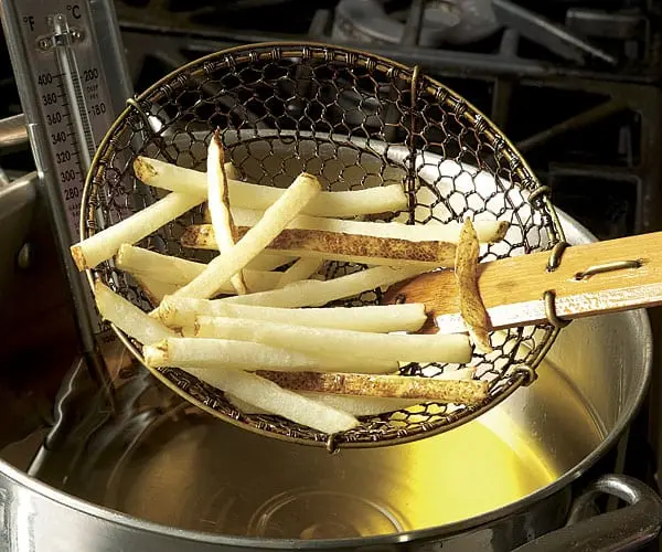 How to cook fries in the oven