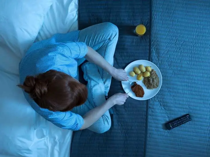 How to eat at night to lose weight