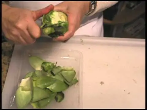 How to peel artichokes