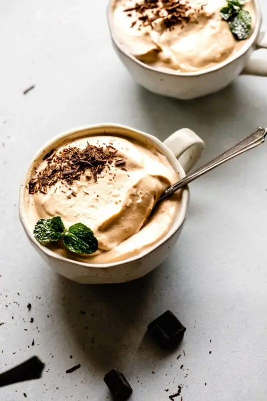 Instant coffee mousse recipe. Calorie, chemical composition and nutritional value.