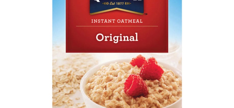 Berehalako oatmeal (instant) mahaspasekin eta espeziekin, uretan egosita