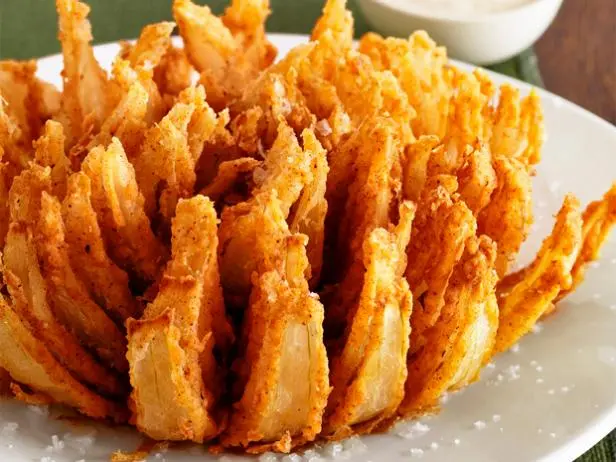 Onion fries: 2 great recipes