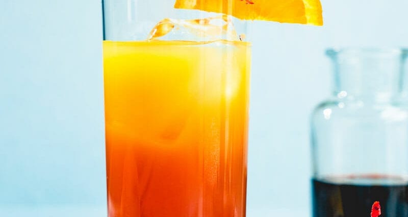 Apelsīnu dzēriens ar sulu un mīkstumu, saldēts koncentrāts, ar ūdeni