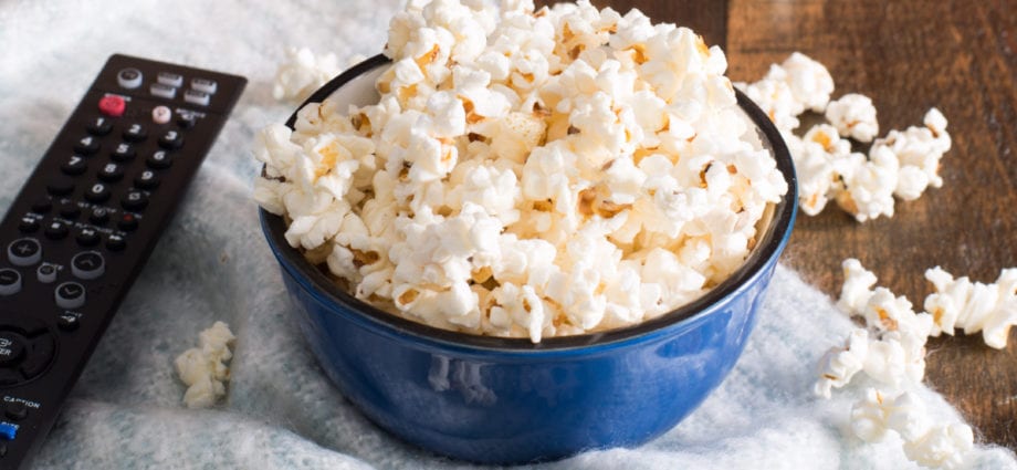 Popcorn &#8211; at home: 2 ways to make it
