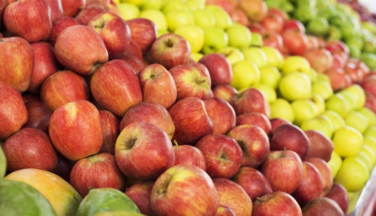 Mağazalarda geçen yılki hasat meyveleri tehlikeli olabilir