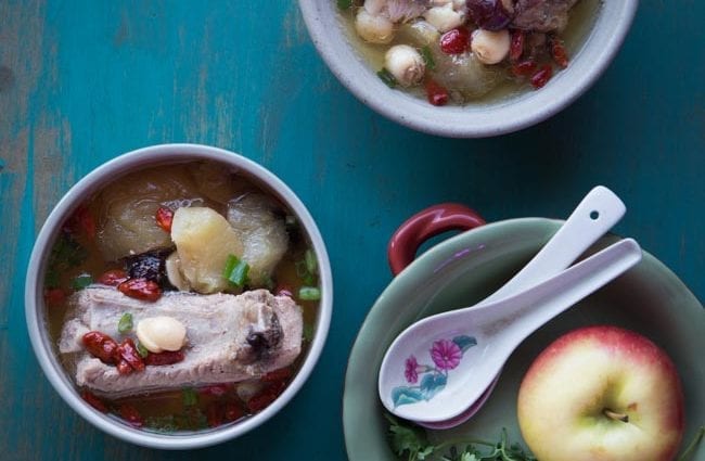 Рецепт яблучного супу зі сметаною. Калорійність, хімічний склад і харчова цінність.