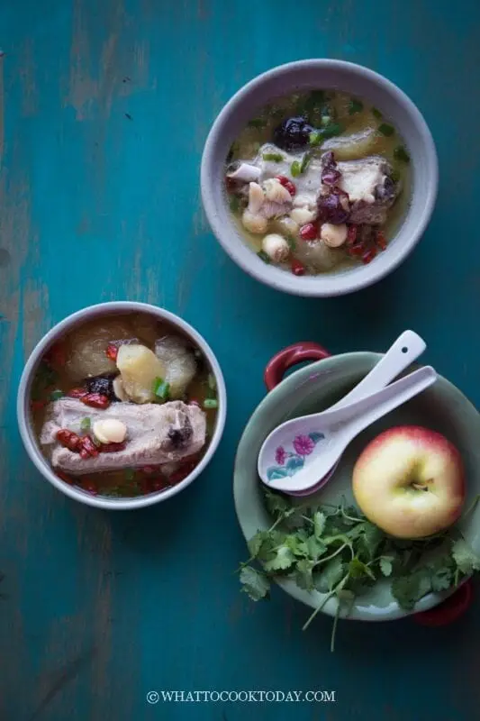 Recipe Apple Soup with Sour Cream. Calorie, chemical composition and nutritional value.