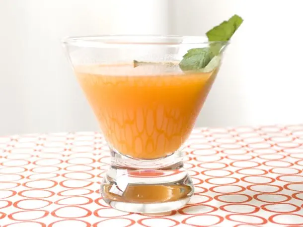 Recipe Apricot cocktail with a float. Calorie, chemical composition and nutritional value.