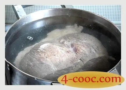 Recipe Boiled udders in sauce. Calorie, chemical composition and nutritional value.