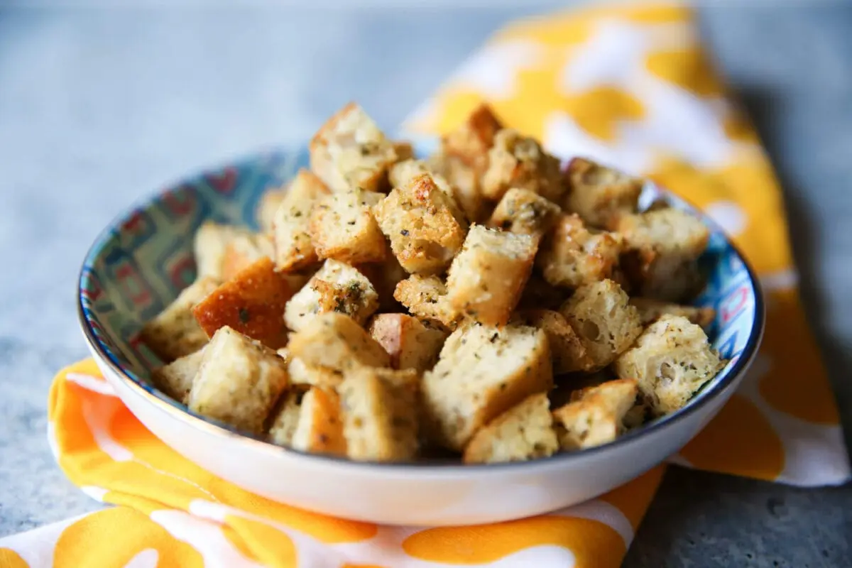 Recipe Brains baked on croutons. Calorie, chemical composition and nutritional value.