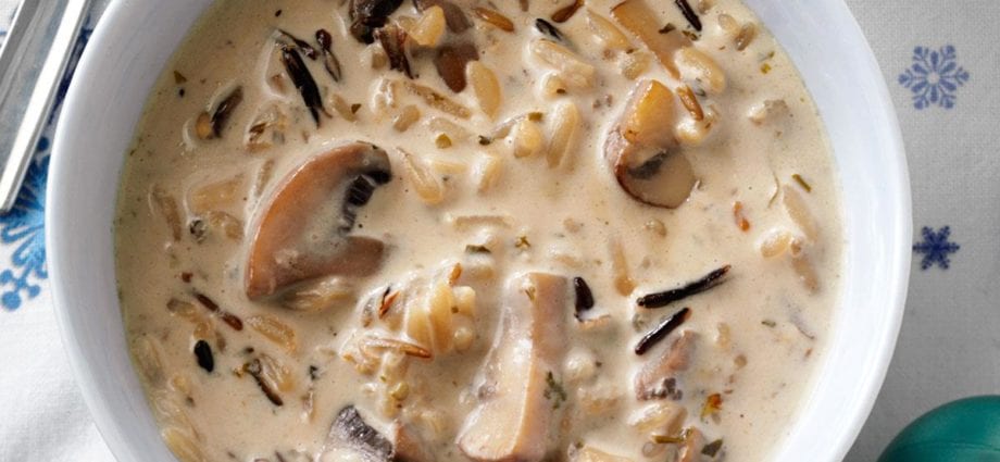 Recipe for Rice Mushroom Soup. Calorie, chemical composition and nutritional value.