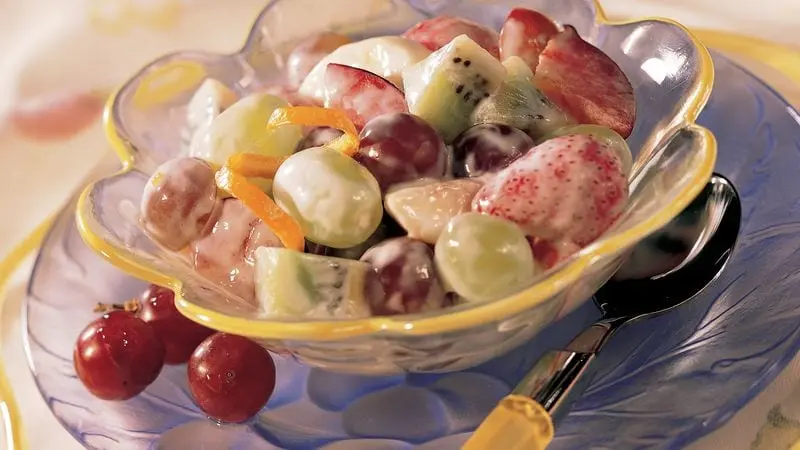 Recipe Fruit salad with sour cream sauce. Calorie, chemical composition and nutritional value.