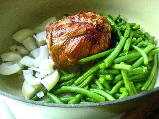 Recipe Green beans with cottage cheese. Calorie, chemical composition and nutritional value.