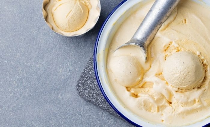 Kichocheo Ice cream na matunda ya makopo au matunda. Kalori, muundo wa kemikali na thamani ya lishe.