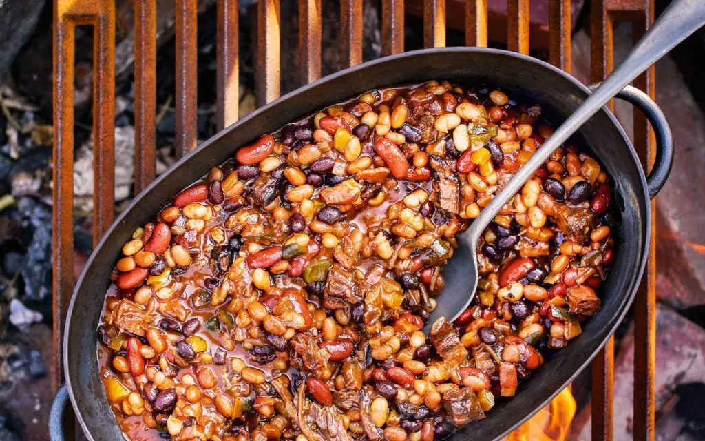 Recipe Legumes with smoked brisket or loin. Calorie, chemical composition and nutritional value.