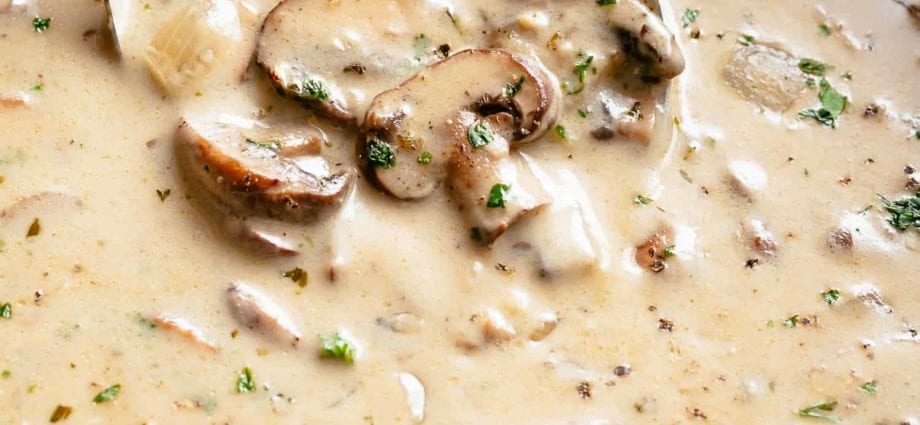 How long to cook mushroom soup?