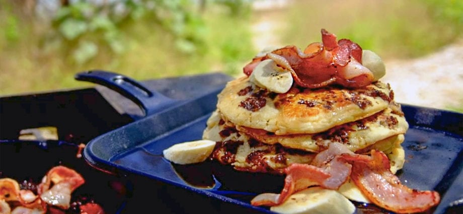 Recipe Pancakes with meat, liverwort, cottage cheese, minced apple, jam, jam or preserves. Calorie, chemical composition and nutritional value.