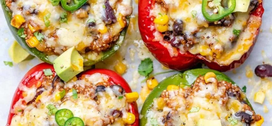 Bell peppers stuffed with vegetables and quinoa