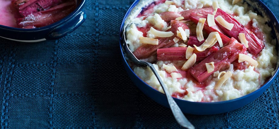 Recipe Rice and Rhubarb Pudding. Calorie, chemical composition and nutritional value.