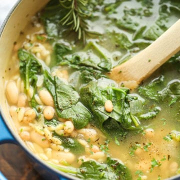 Recipe Soup with spinach and mushrooms. Calorie, chemical composition and nutritional value.