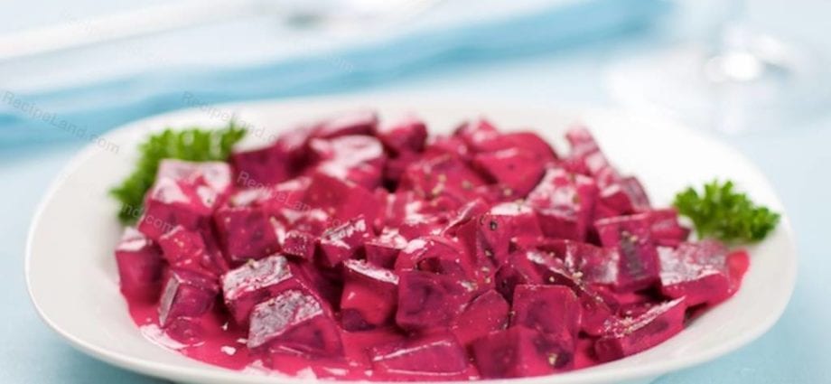 Recipe Stewed beets in sour cream or sauce. Calorie, chemical composition and nutritional value.