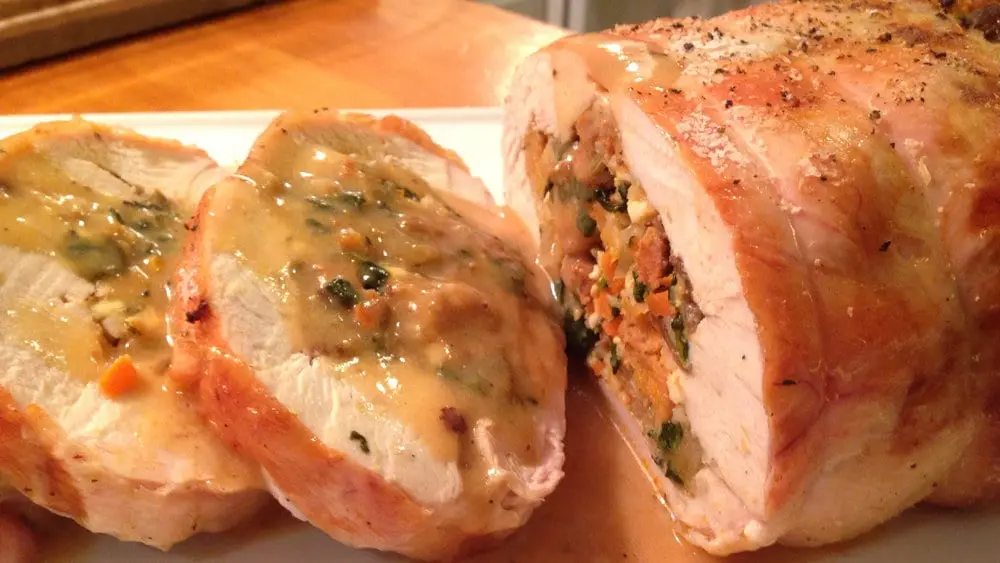 Recipe Stuffed chicken (galantine) or stuffed pig. Calorie, chemical composition and nutritional value.