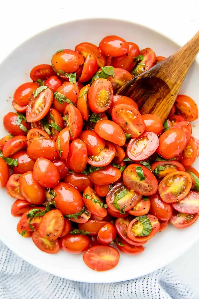 Recipe Tomato Salad. Calorie, chemical composition and nutritional value.