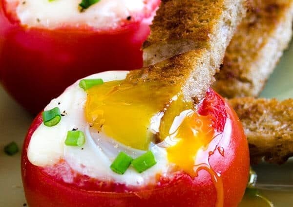 Recipe Tomatoes stuffed with egg and onions. Calorie, chemical composition and nutritional value.