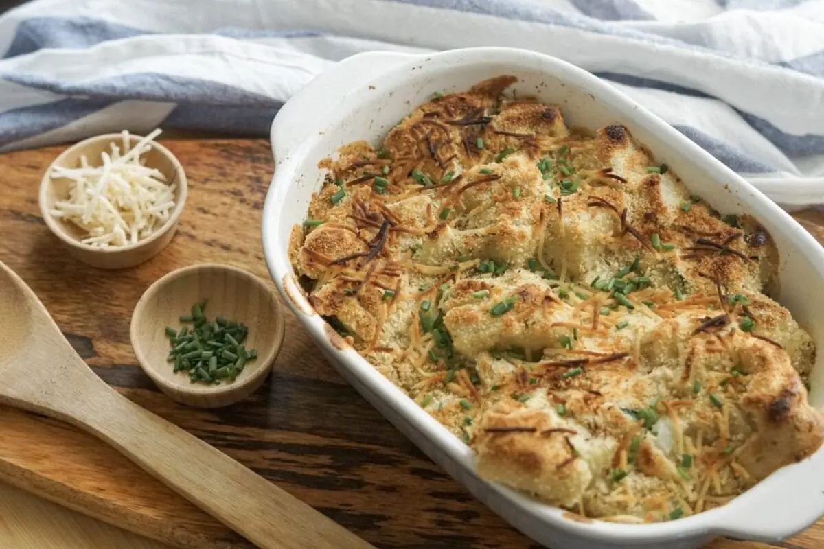 Recipe Zucchini and cauliflower baked with sauce. Calorie, chemical composition and nutritional value.