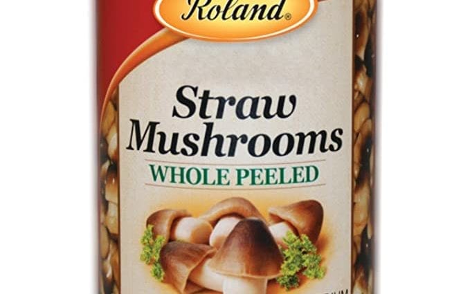 Straw mushrooms, canned, contents without a liquid
