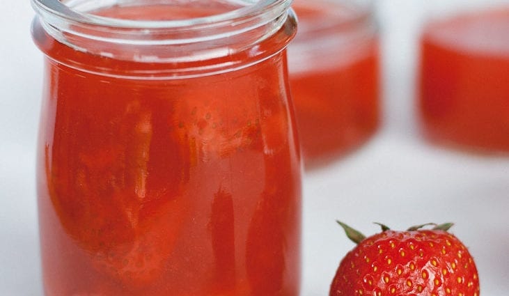 Strawberry Kissel recipe. Calorie, chemical composition and nutritional value.