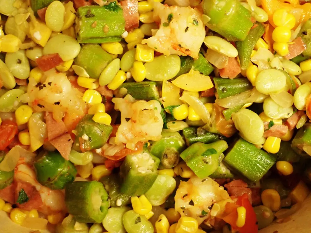 Succotash (a mixture of corn and Lima beans), boiled, without salt