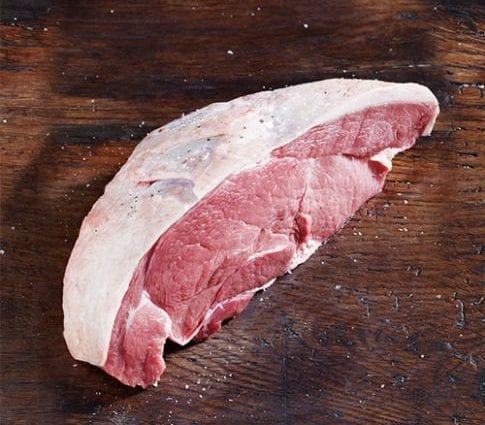 各种牛肉，臀部，除去脂肪的肉至0英寸，生的