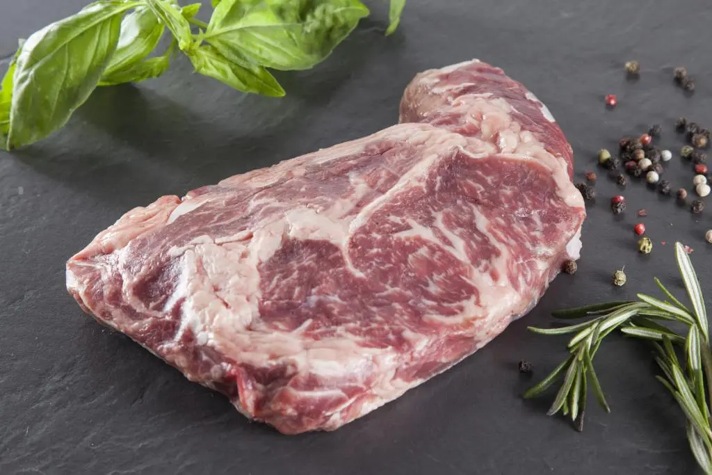 Varietal beef, shoulder pulp, lean meat, stew
