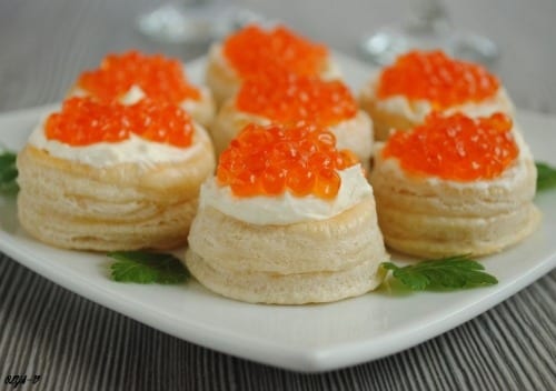 Volovana&#8217;s recipe with caviar. Calorie, chemical composition and nutritional value.