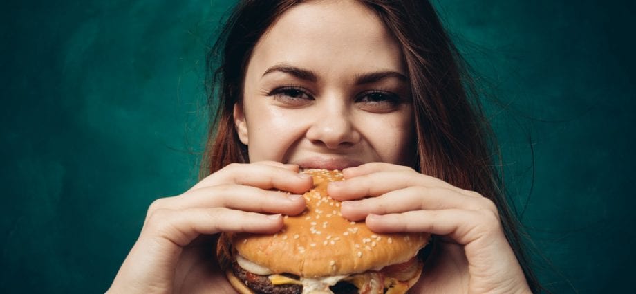 3 hamburgers per week: die maksimum hoeveelheid vleis om te eet word genoem